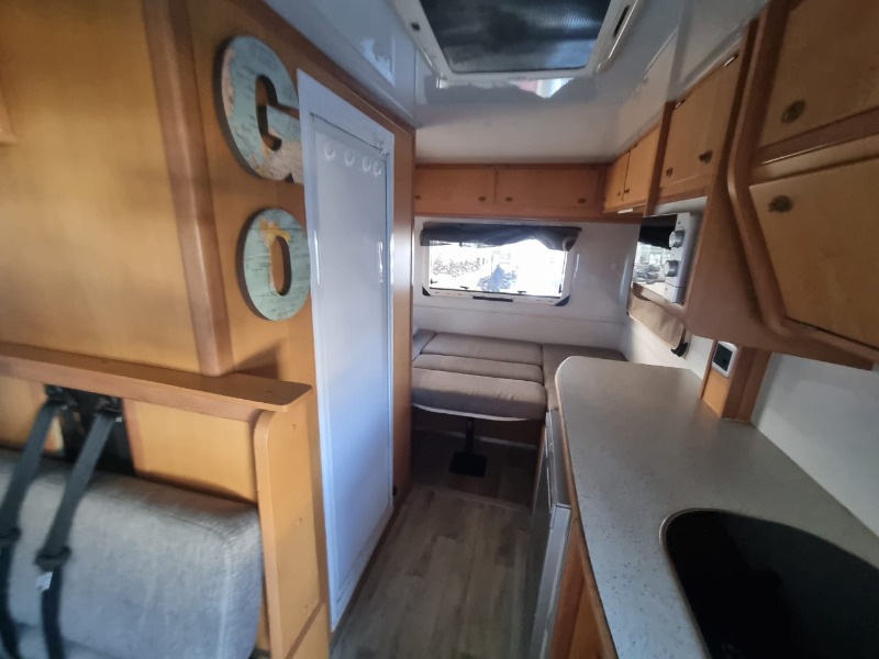 2016 IVECO Daily 4 Berth Motorhome - Image 9