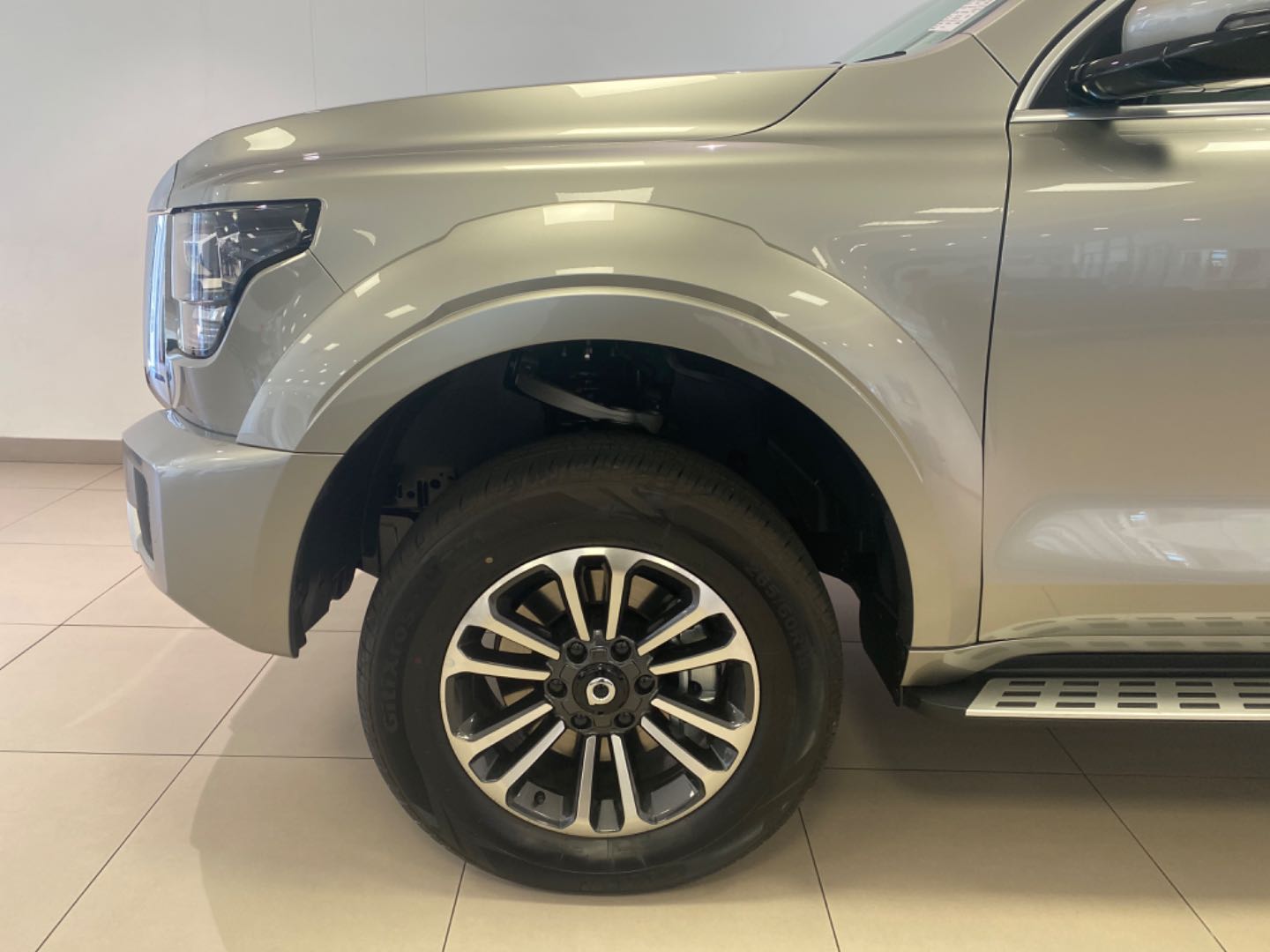 2025 GWM P500 2.4td Luxury 4x4 a/T D/C P/u - Image 7