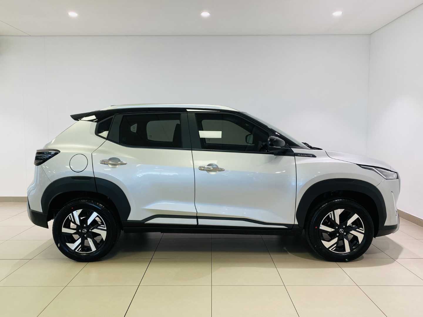 2025 NISSAN Magnite 1.0 Acenta Mt* - Image 3