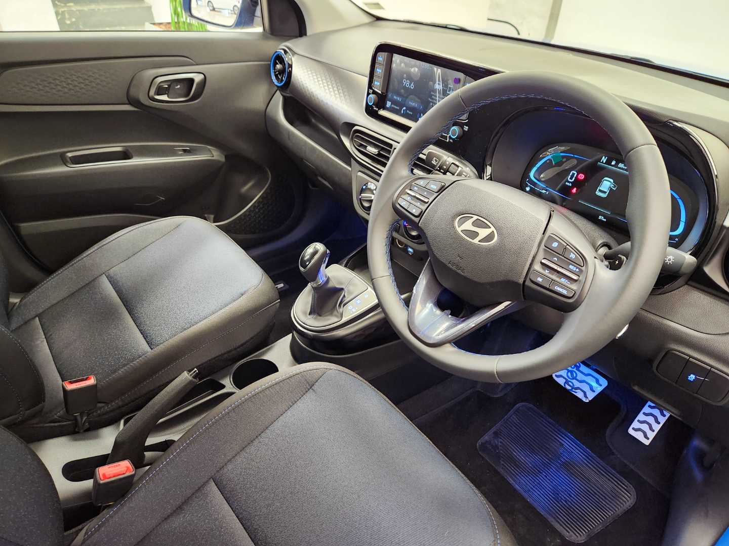 2025 HYUNDAI Exter 1.2 Amt Executive My24 - Image 8