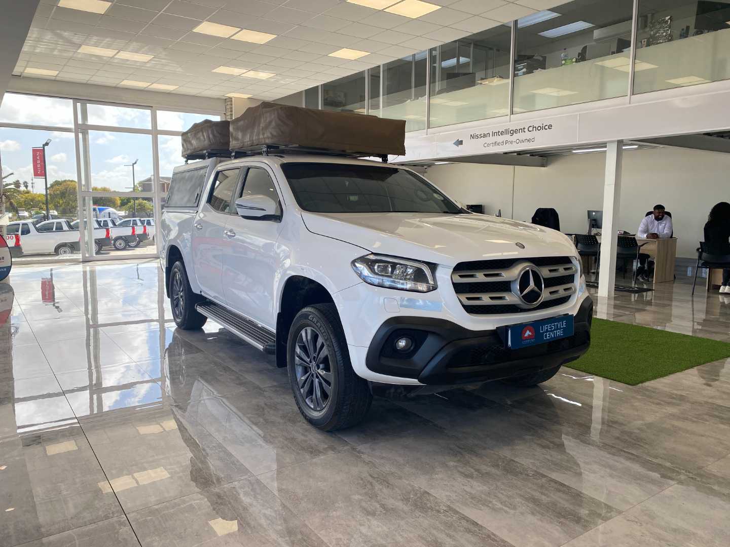 2019 MERCEDES-BENZ X250d 4x4 Progressive a/t Equip - Image 3