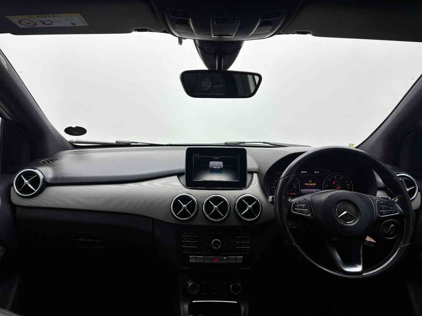2015 MERCEDES-BENZ B Class 200 A/t - Image 15
