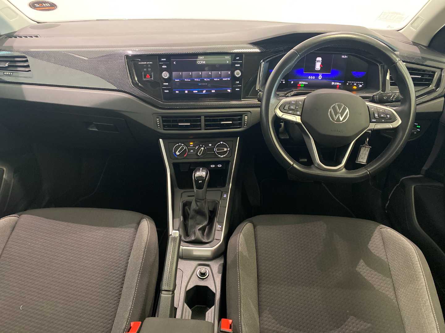 2024 VOLKSWAGEN Polo Playa / 1.0 Tsi Life Dsg - Image 11
