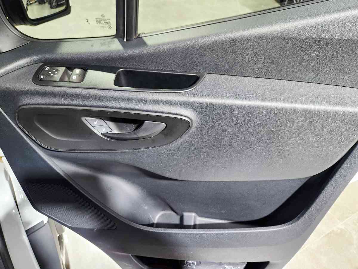 2024 Mercedes-Benz Medium Commercial MB 517 CDI Sprinter PV Long MY22 - Image 12