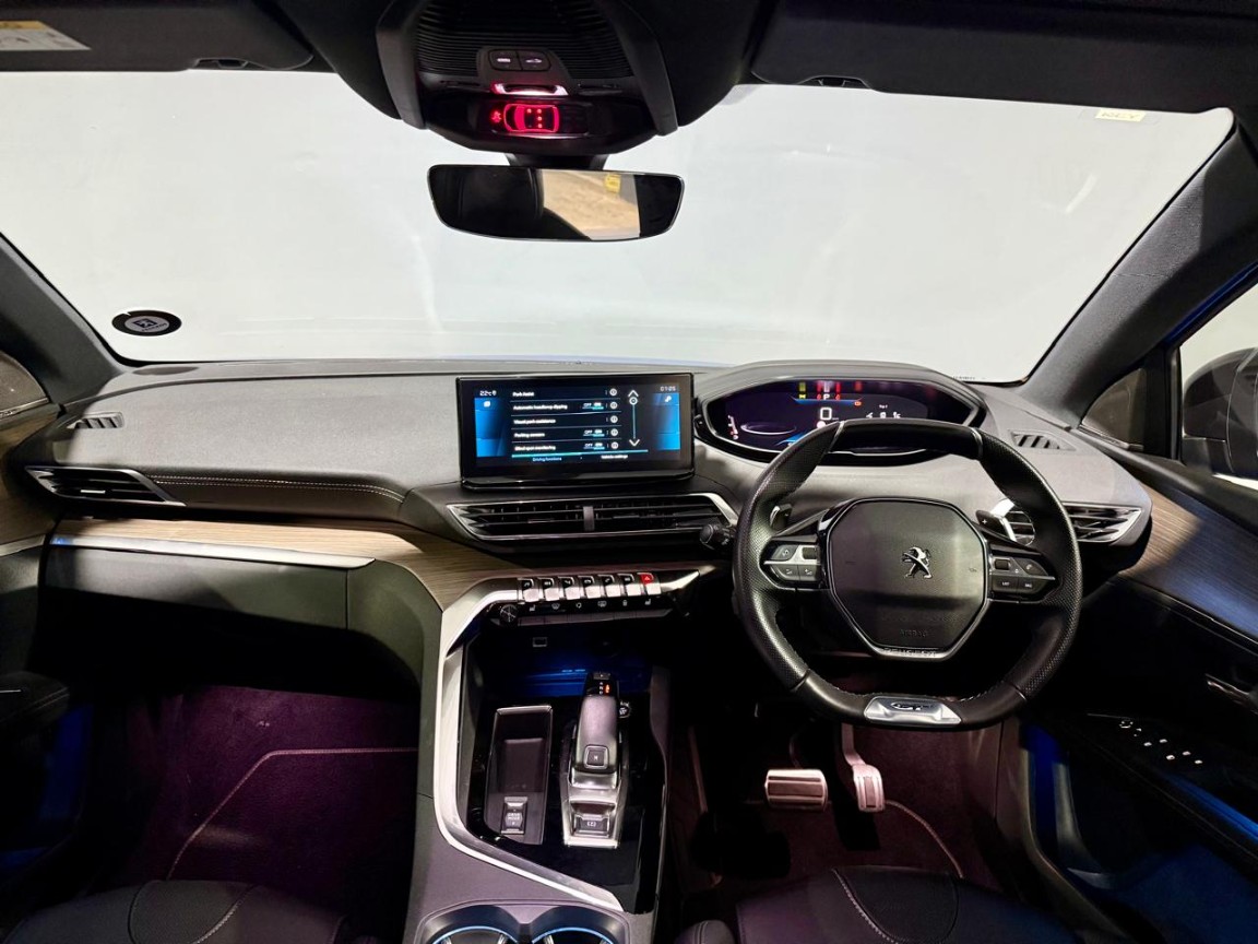 2022 PEUGEOT 3008 1.6t Gt a/t - Image 13