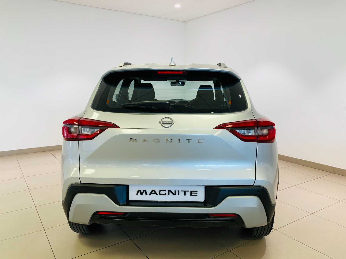 2025 NISSAN Magnite 1.0 Visia Mt* - Image 5