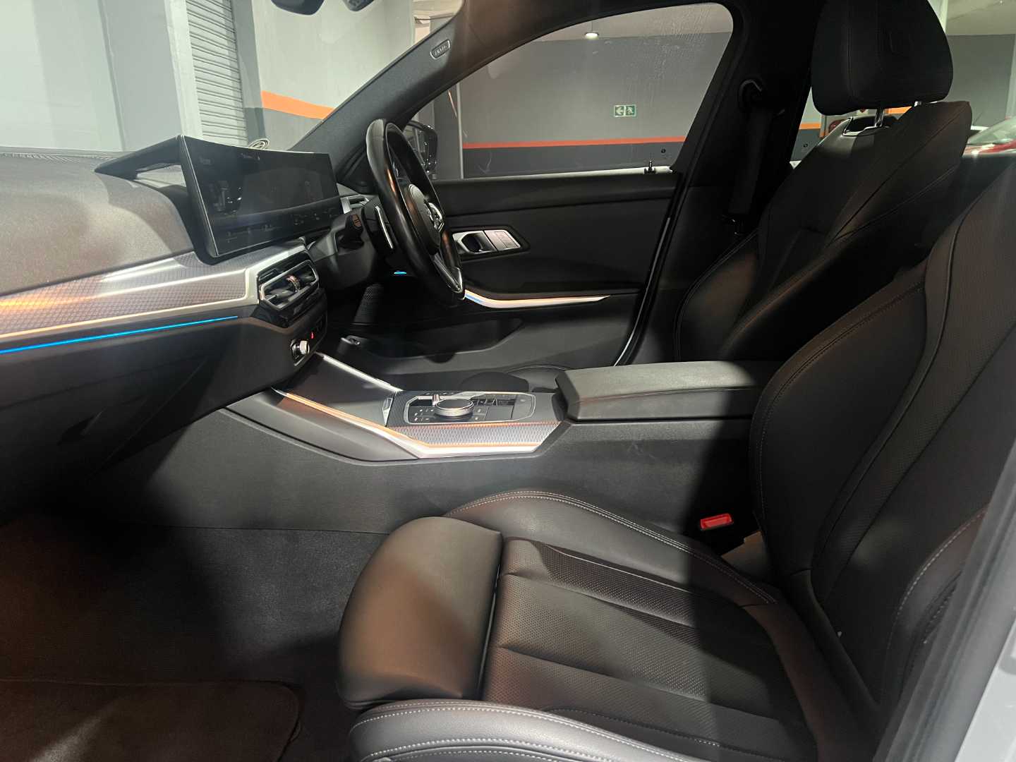 2024 BMW 3 Series (G20) 320i M Sport a/T - Image 16