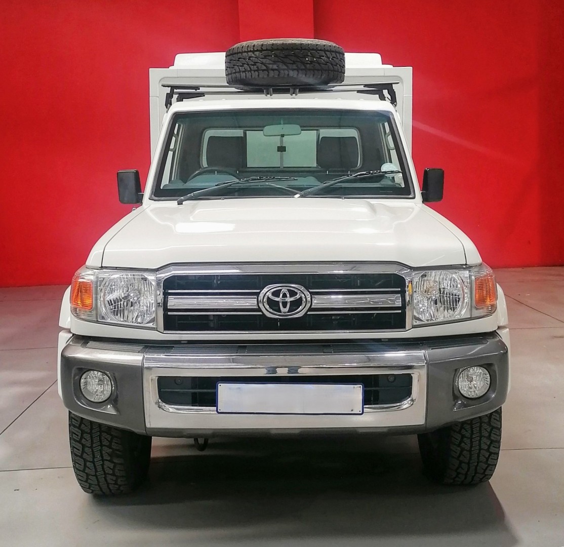 2019 TOYOTA Land Cruiser Pick up 79 4.2d P/U S/c - Image 2