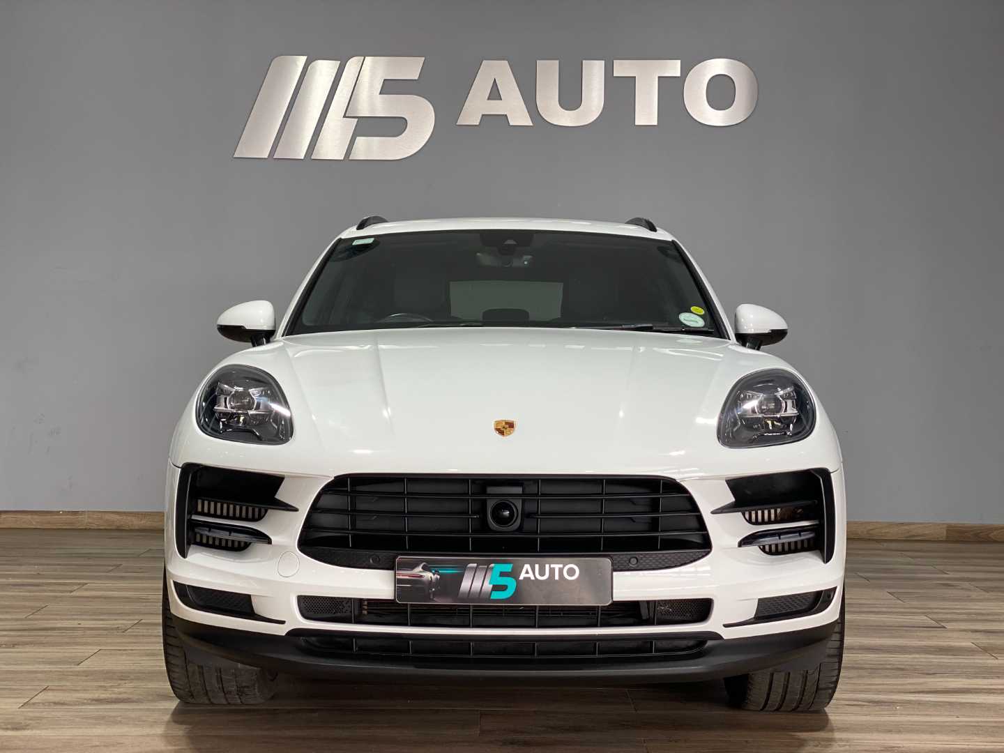 2019 PORSCHE Macan S - Image 2