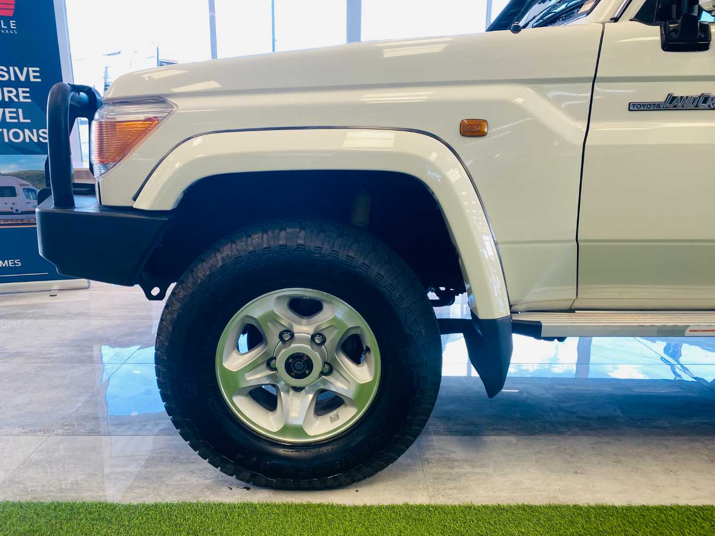 2019 TOYOTA Land Cruiser Pick up 79 4.5d P/U D/c - Image 7
