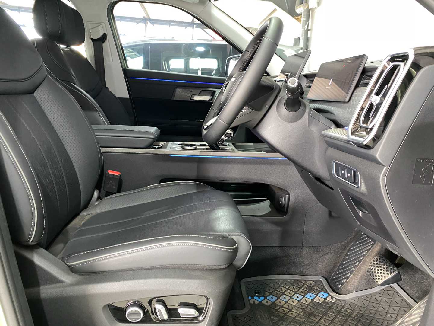 2025 CHERY Jaecoo J7 1.6t Glacier - Image 12