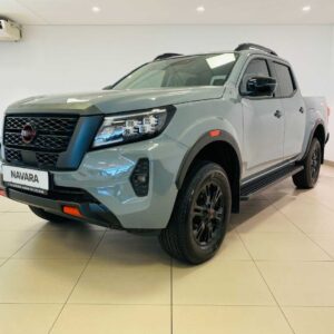 2025 NISSAN Navara 2.5ddti Pro-4x 4x4 a/T D/C P/u