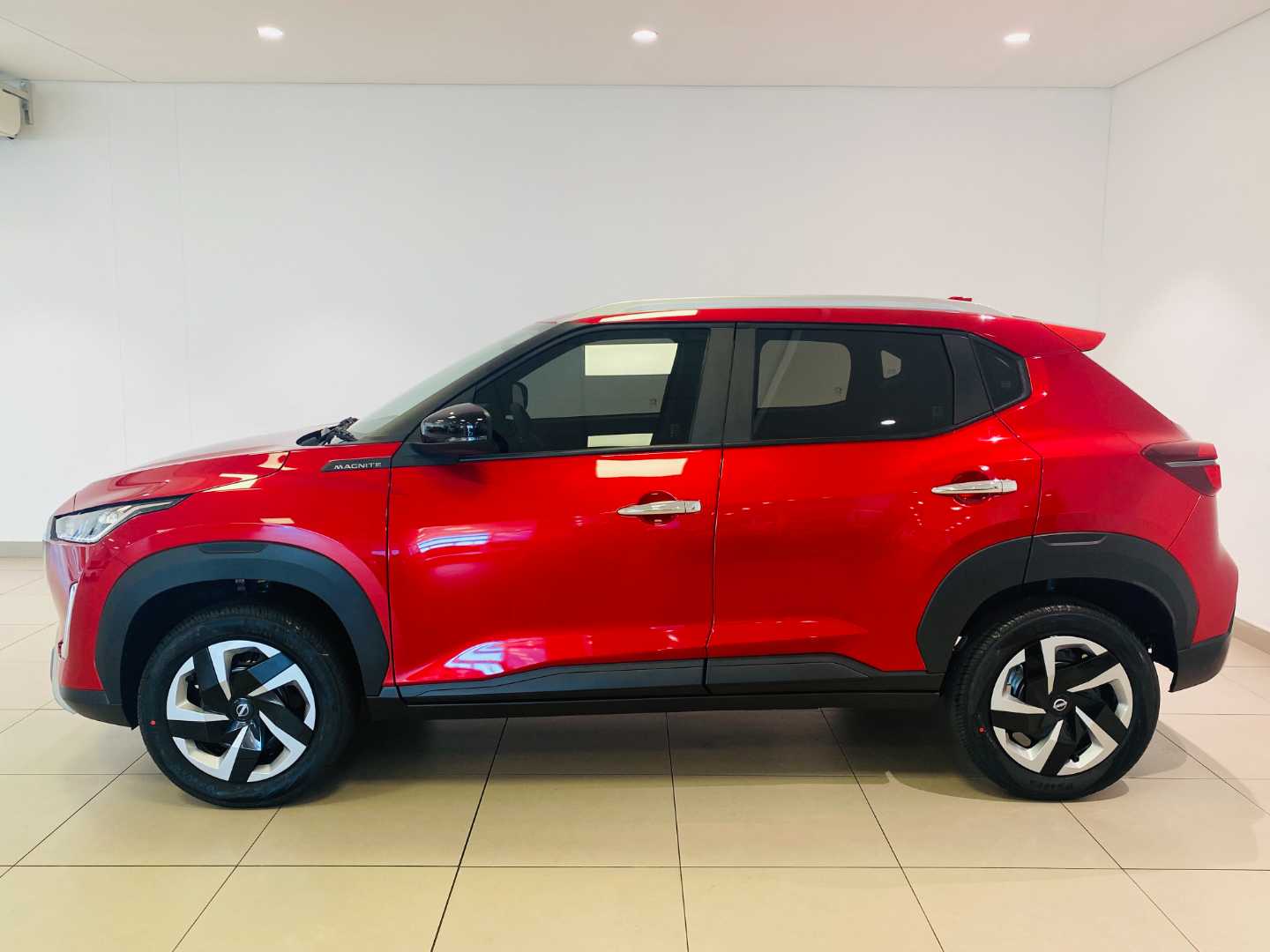 2025 NISSAN Magnite 1.0 Visia Amt* - Image 6