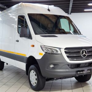 2025 Mercedes-Benz Medium Commercial MB 319 CDI Sprinter PV AWD Standard SELE