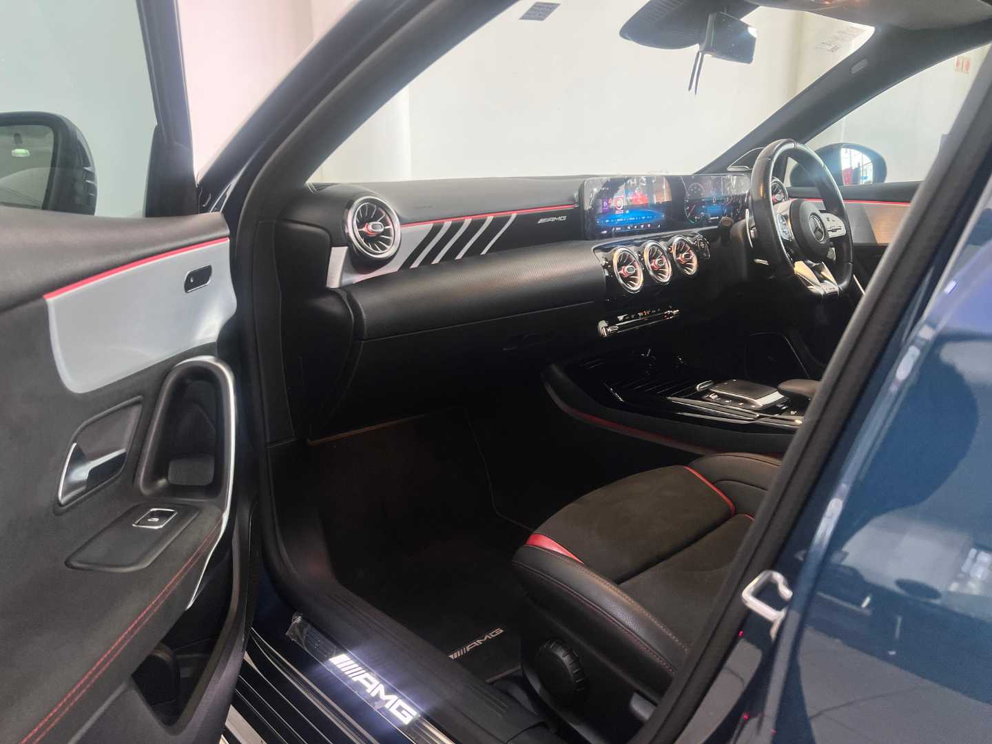 2021 Mercedes-Benz Passenger Mercedes-AMG A35 4M (W177) ZA - Image 16