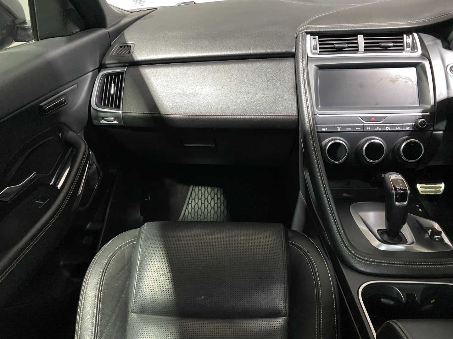 2021 JAGUAR E-pace D180 2.0d Hse (132kw) - Image 15