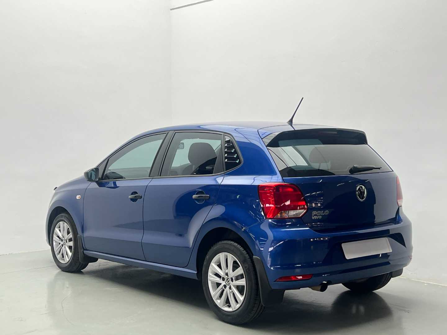 2024 VOLKSWAGEN Polo Vivo 1.4 Trendline (5dr) - Image 4