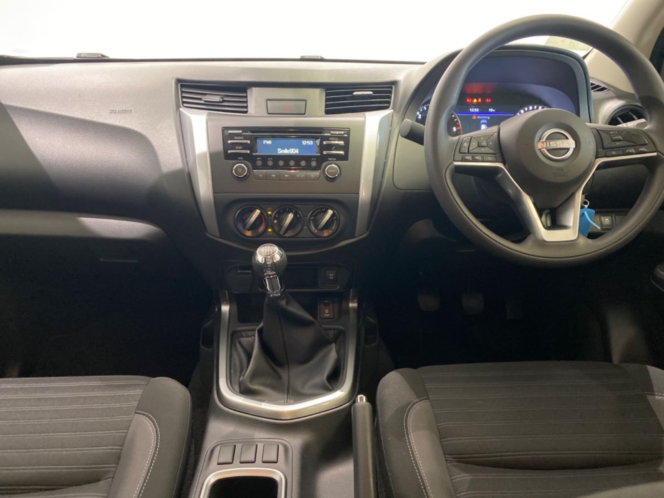 2025 NISSAN Navara 2.5ddti Se Plus D/C P/u - Image 10