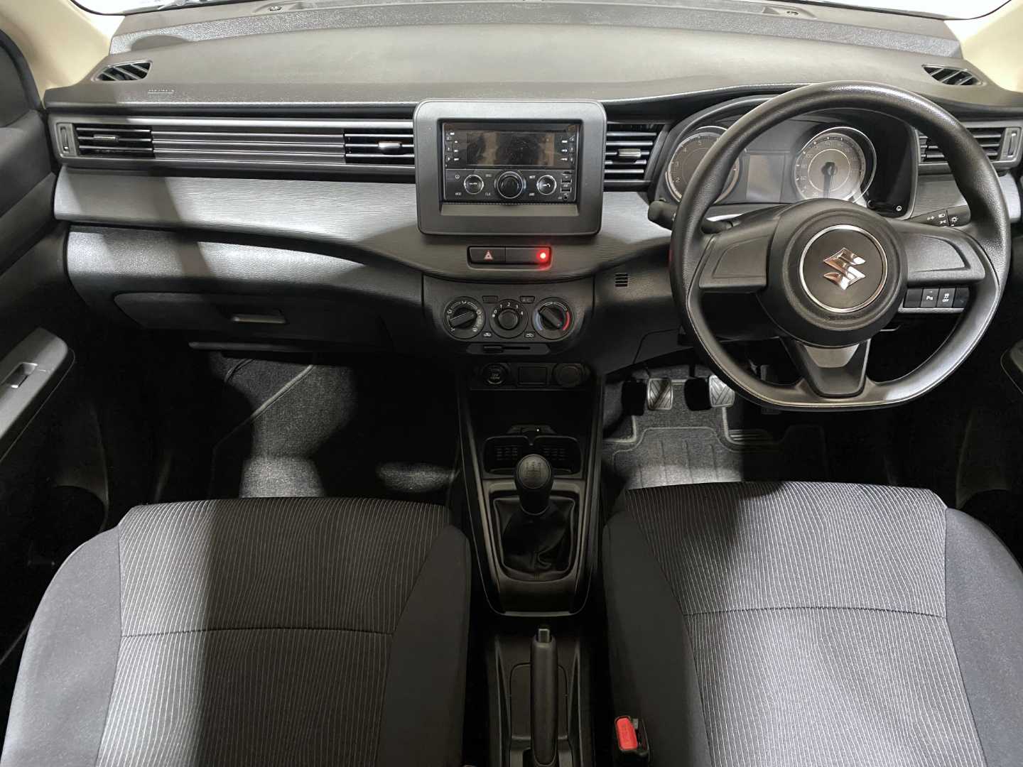 2025 SUZUKI Ertiga 1.5 Ga - Image 14