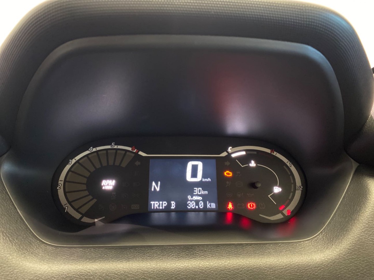2025 NISSAN Magnite 1.0 Visia Amt* - Image 16