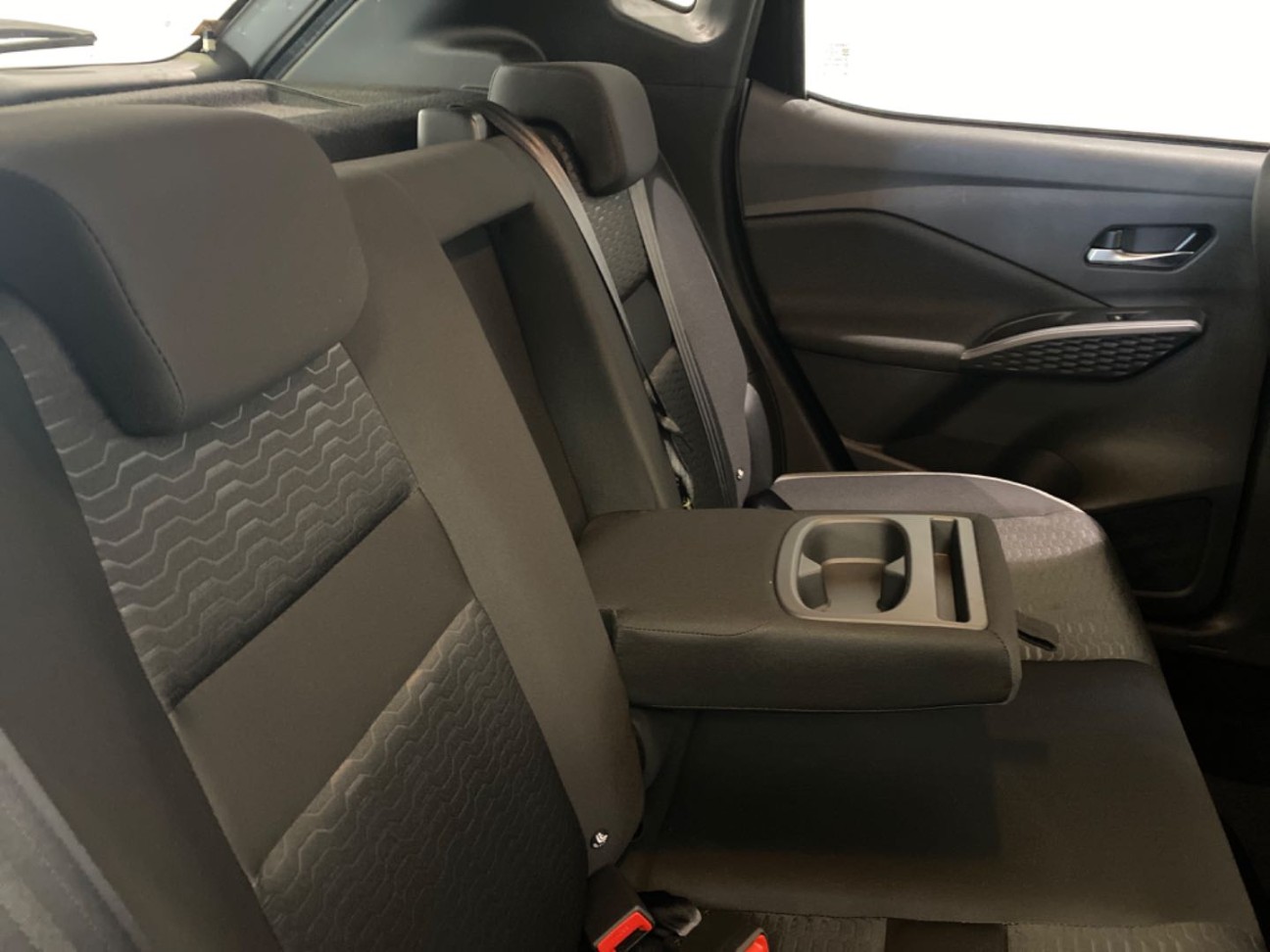 2025 NISSAN Magnite 1.0 Visia Amt* - Image 10