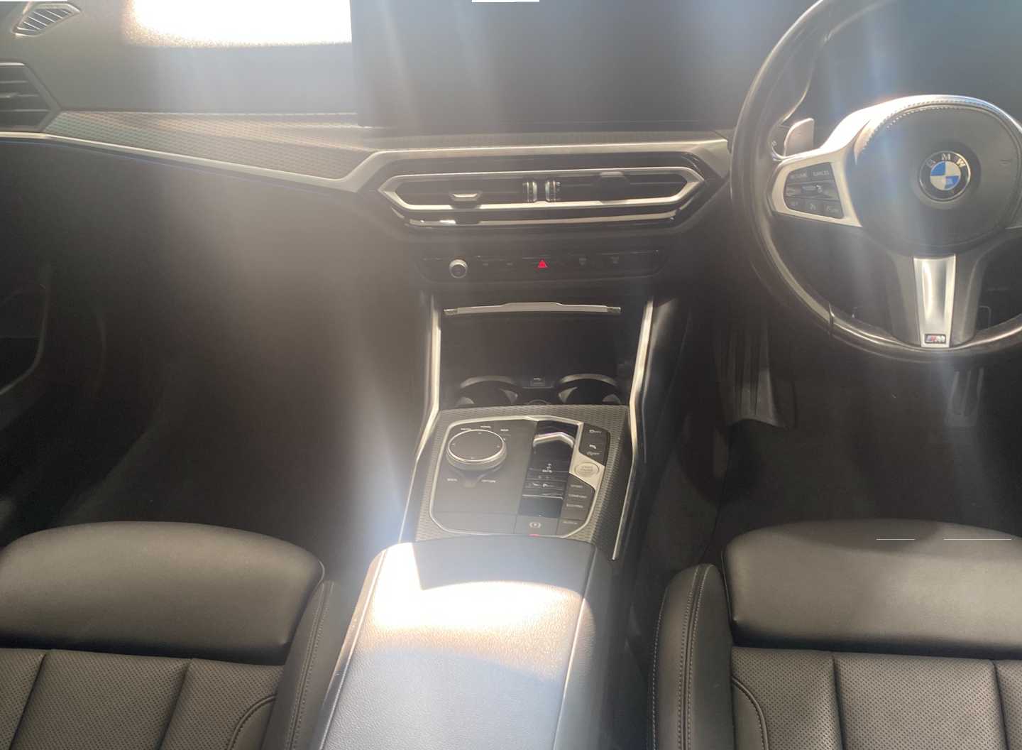2024 BMW 3 Series (G20) 318i M Sport a/T - Image 10