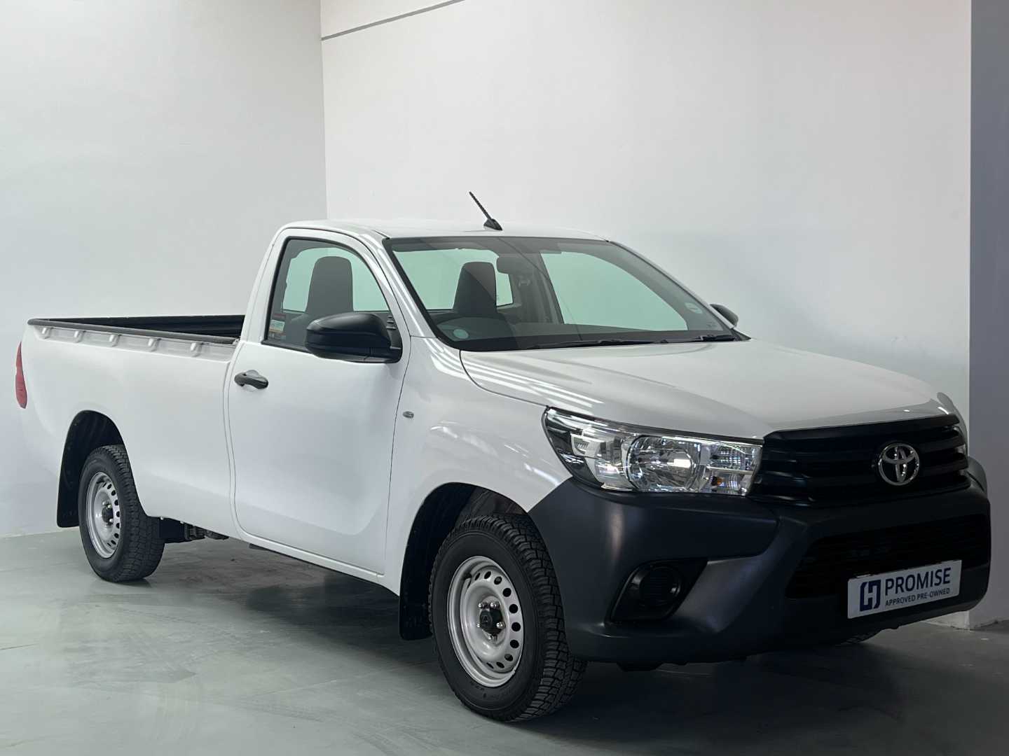 2024 TOYOTA Hilux 2016 On 2.4 Gd S a/C P/U S/c - Image 5