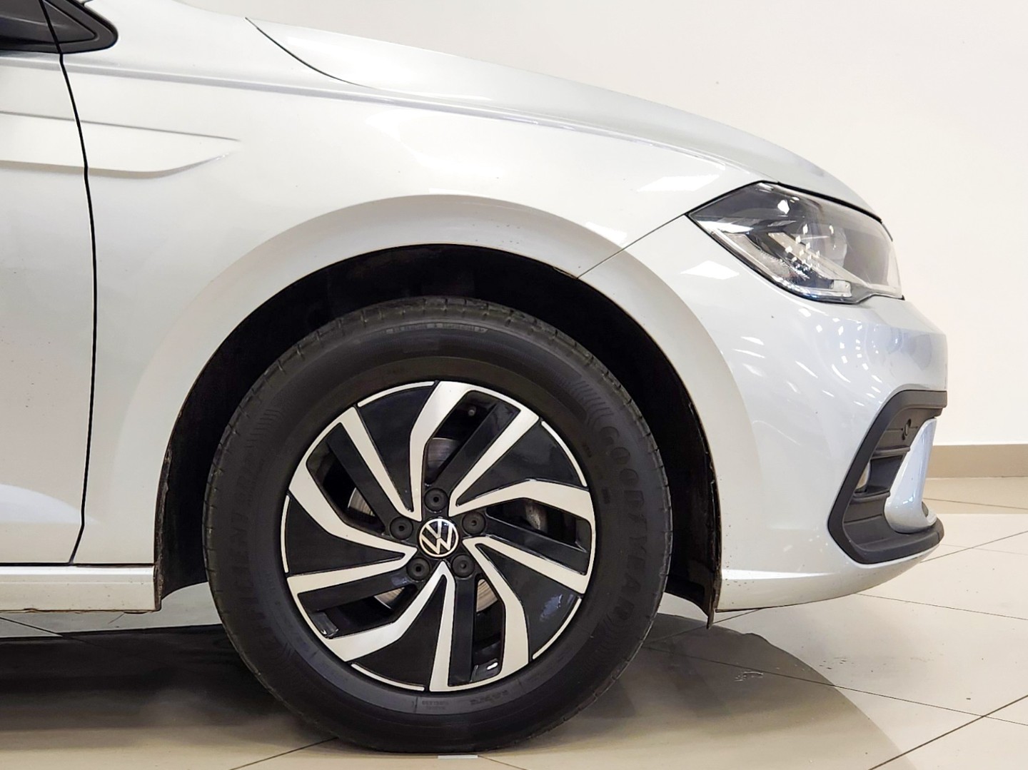 2024 VOLKSWAGEN Polo Playa / 1.0 Tsi Life - Image 7