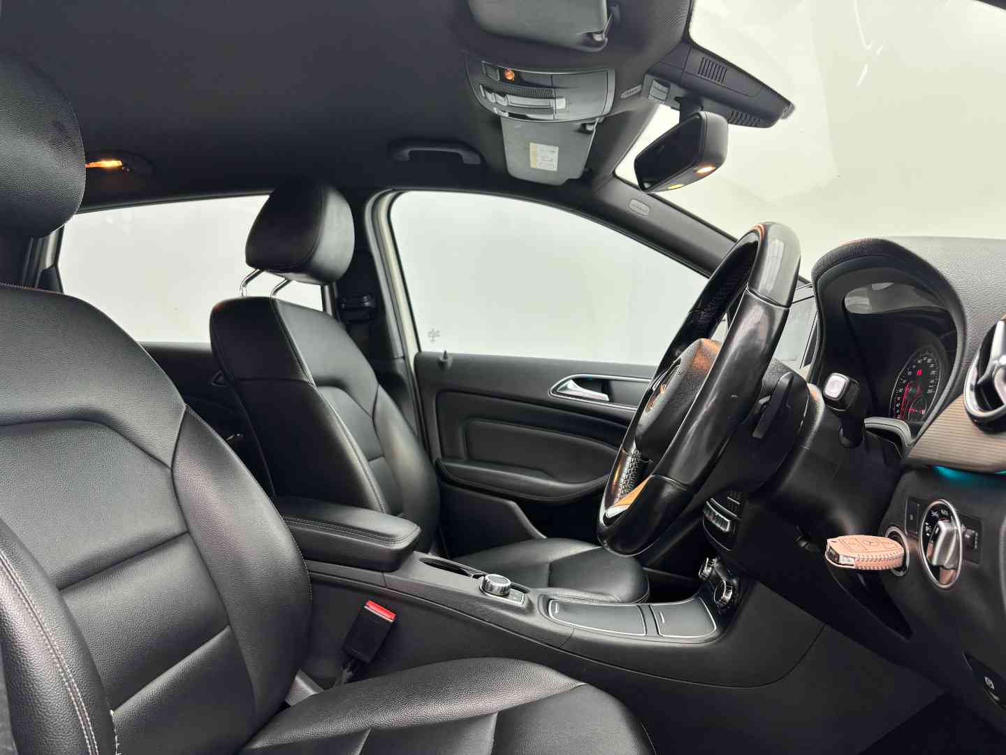 2015 MERCEDES-BENZ B Class 200 A/t - Image 10