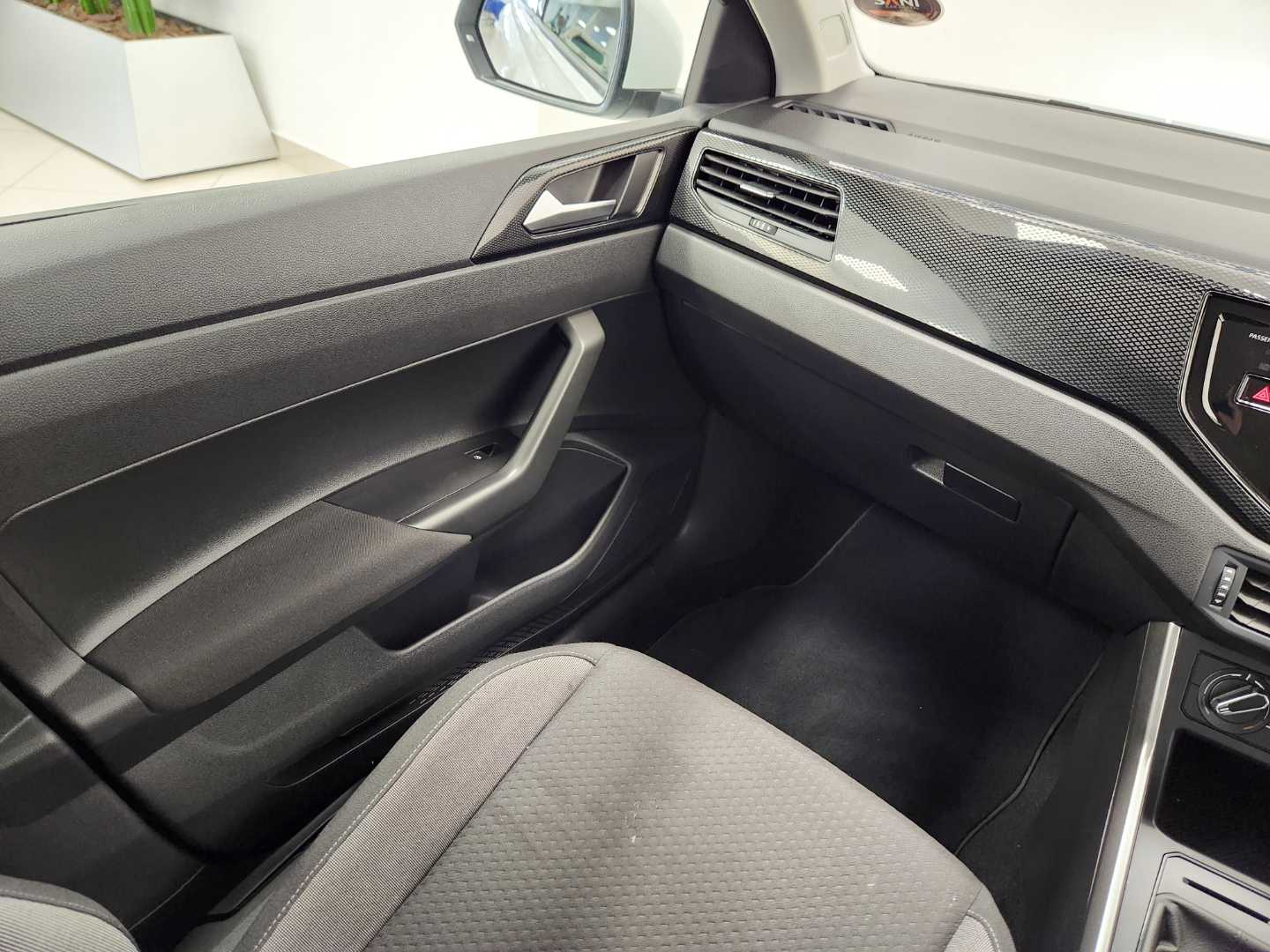 2025 VOLKSWAGEN Polo Playa / 1.0 Tsi Life - Image 9