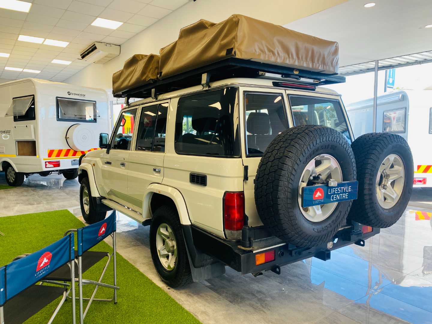 2019 TOYOTA Land Cruiser Pick up 79 4.5d P/U D/c - Image 4