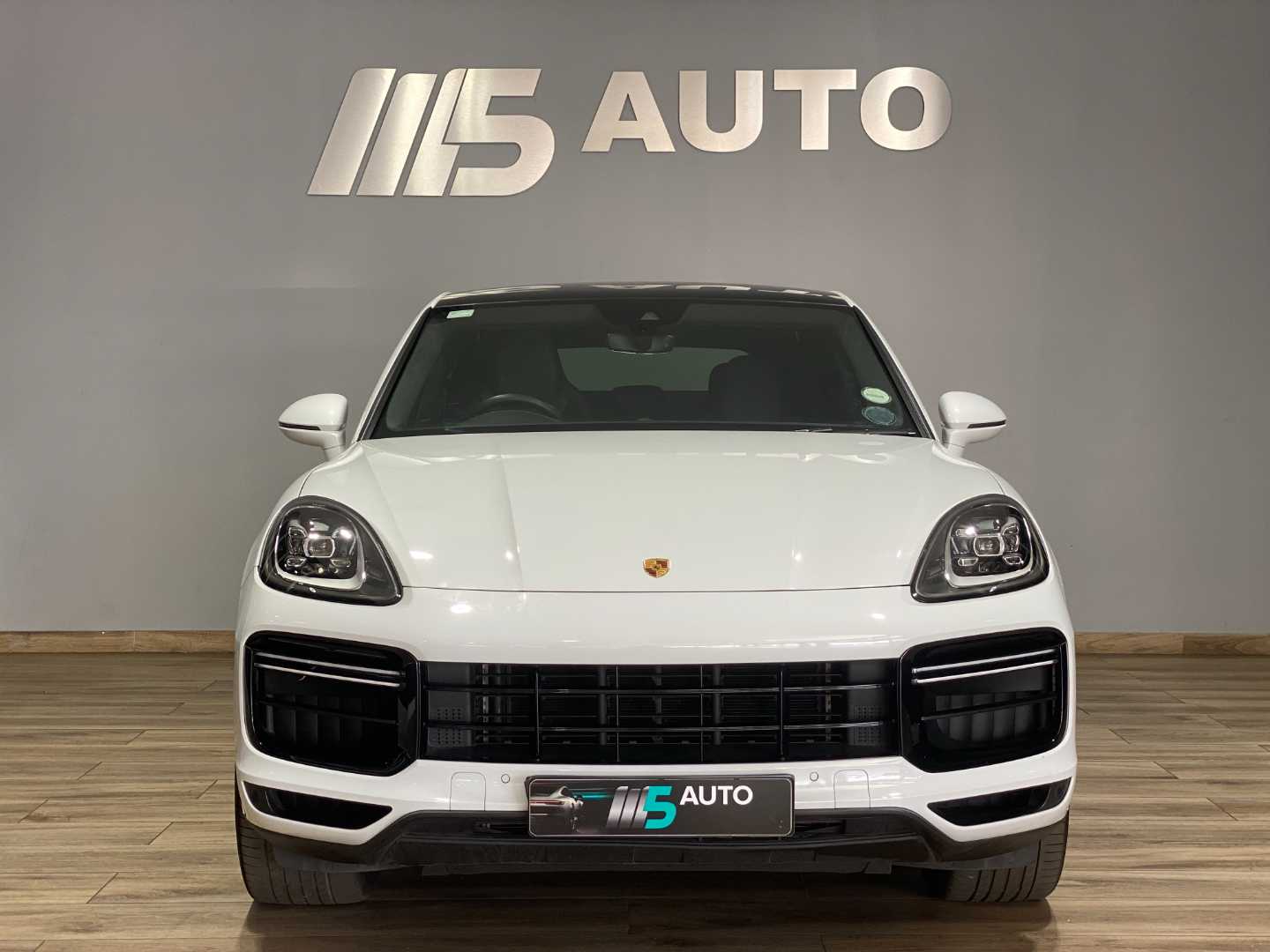 2020 PORSCHE Cayenne Coupe Turbo - Image 2