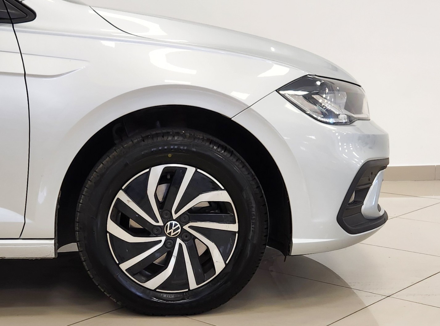 2024 VOLKSWAGEN Polo Playa / 1.0 Tsi Life Dsg - Image 7