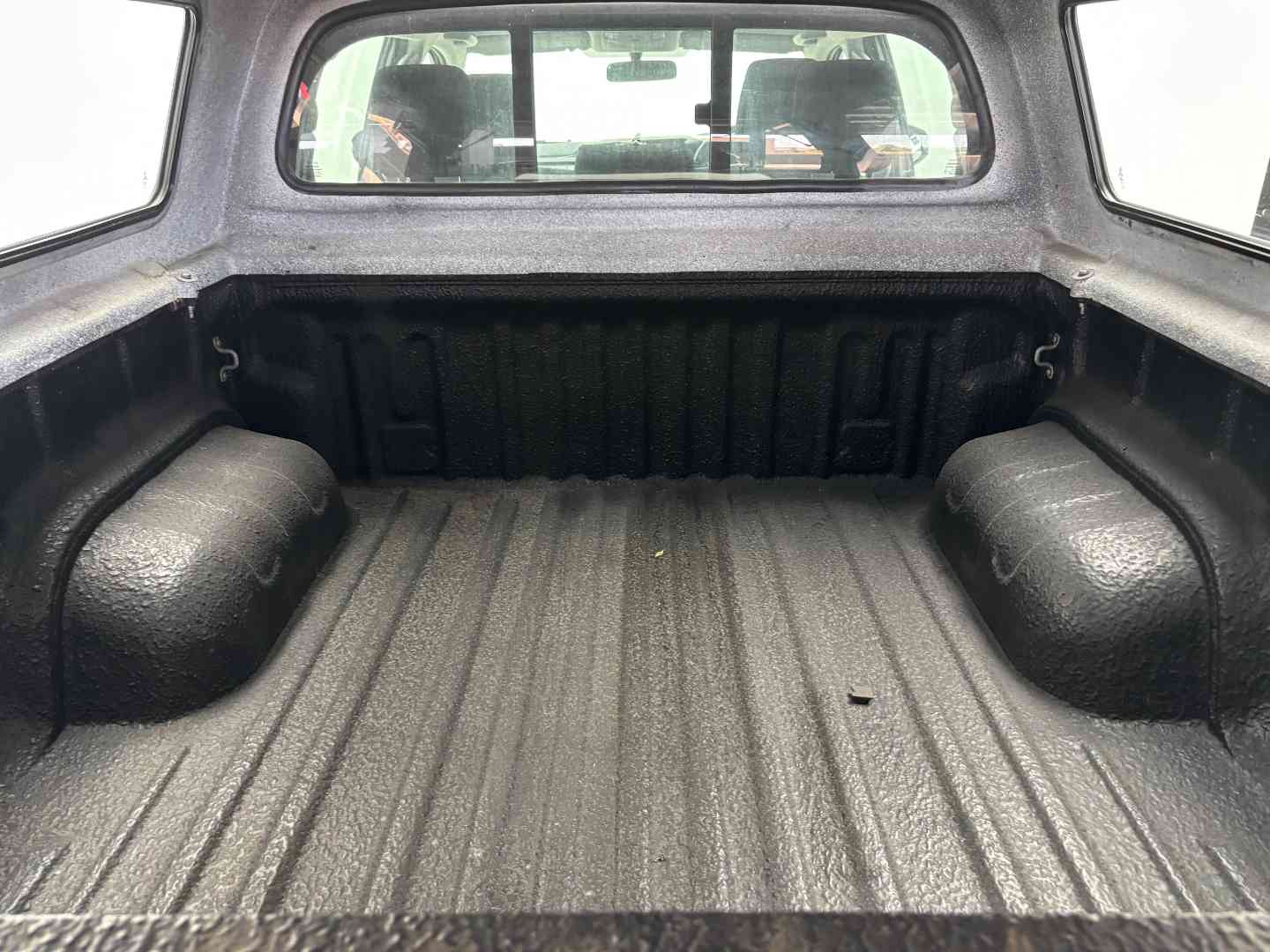 2024 TOYOTA Hilux 2.4gd-6 Raider X 4x4 a/T P/U D/c - Image 10