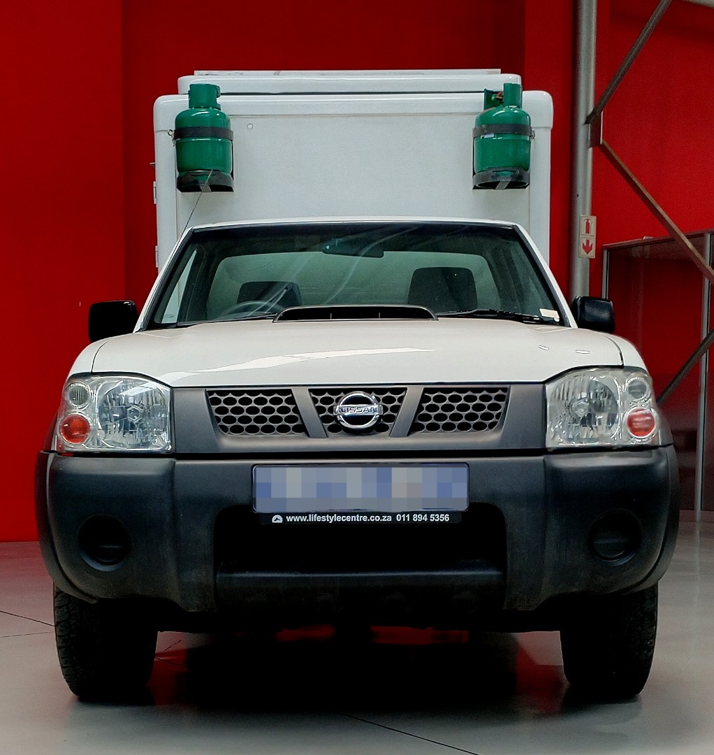 2018 NISSAN Hardbody 2002 - on/Np300 Np300 2.5 Tdi Lwb 4x4 P/U S/c - Image 2