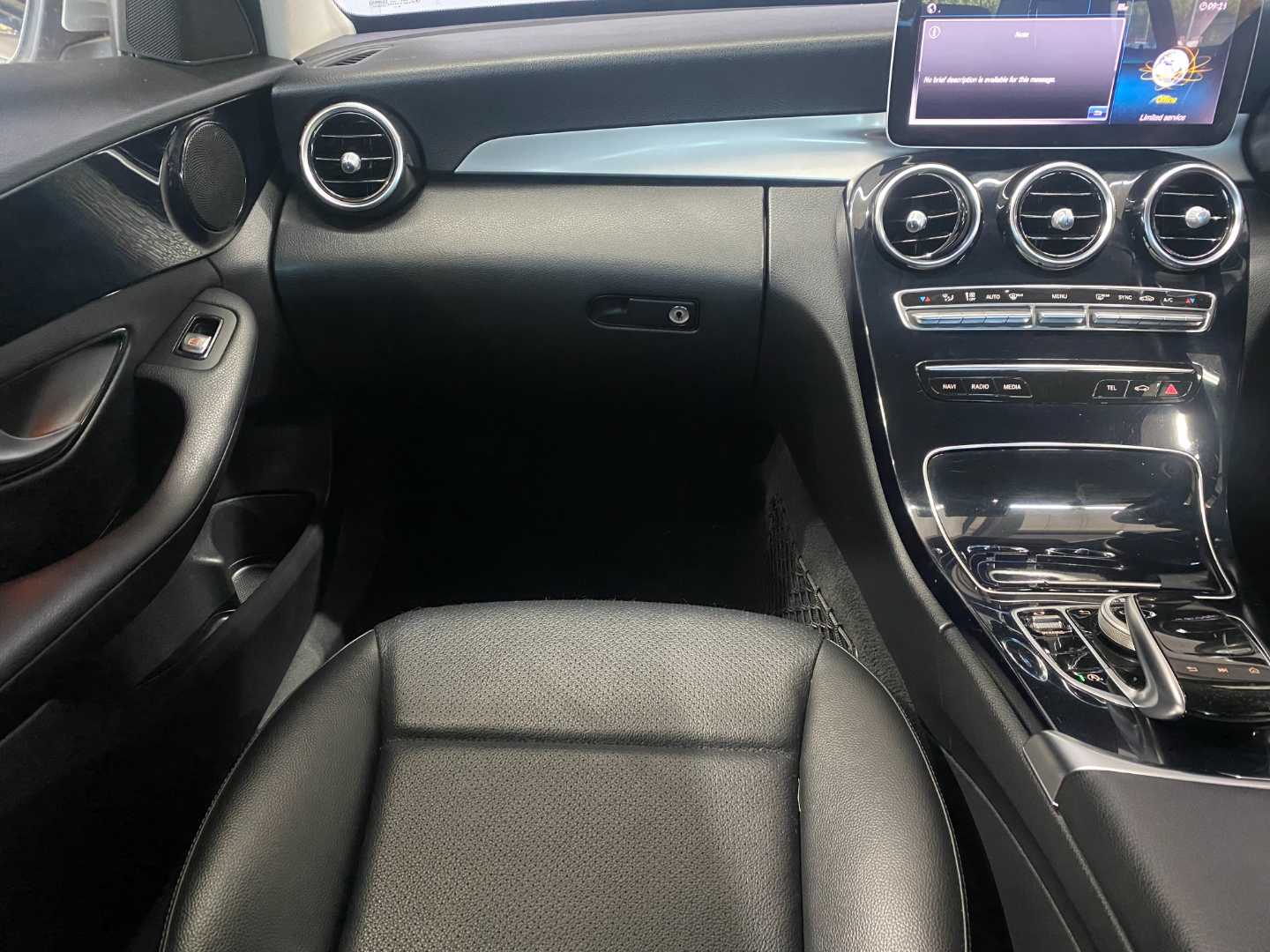 2020 MERCEDES-BENZ C Class (2014) C180 a/t - Image 15