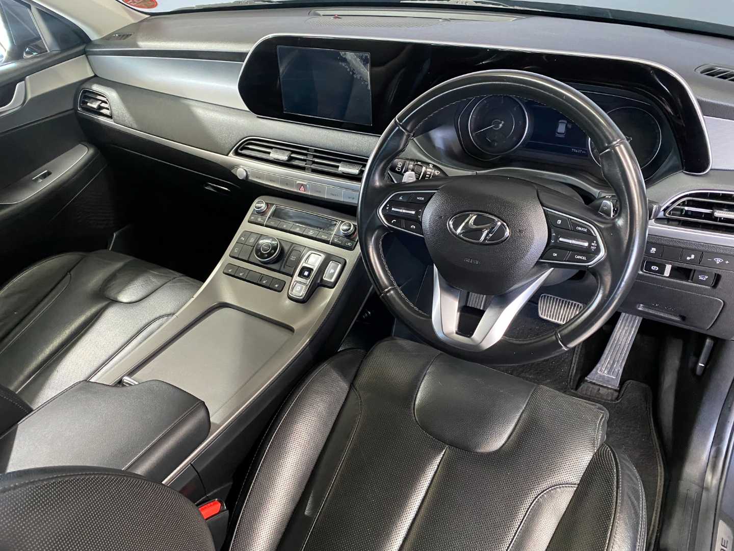 2021 HYUNDAI Palisade 2.2d Elite Awd a/T (7 Seat) - Image 11