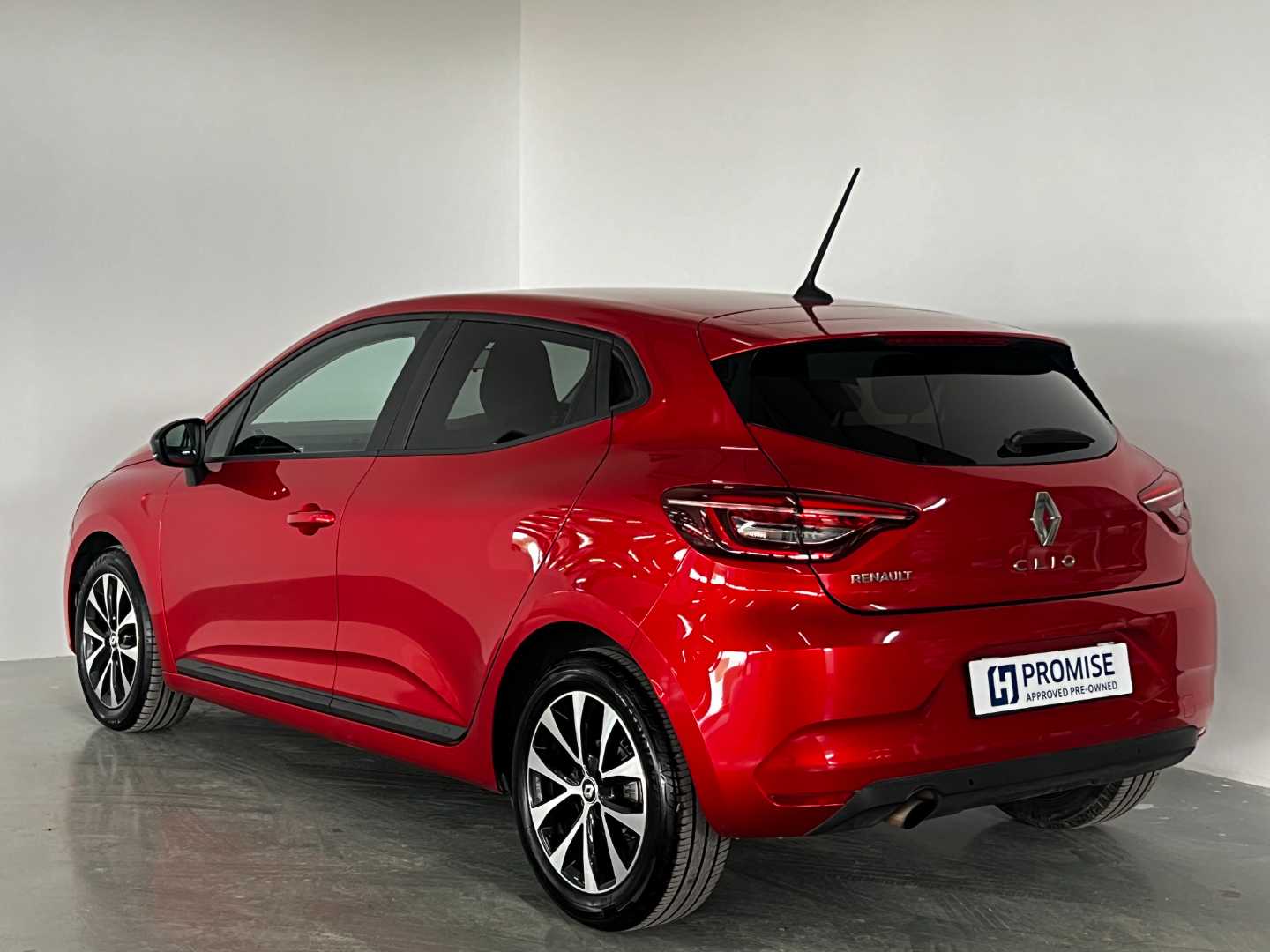 2024 RENAULT Clio V 1.0t Zen - Image 6