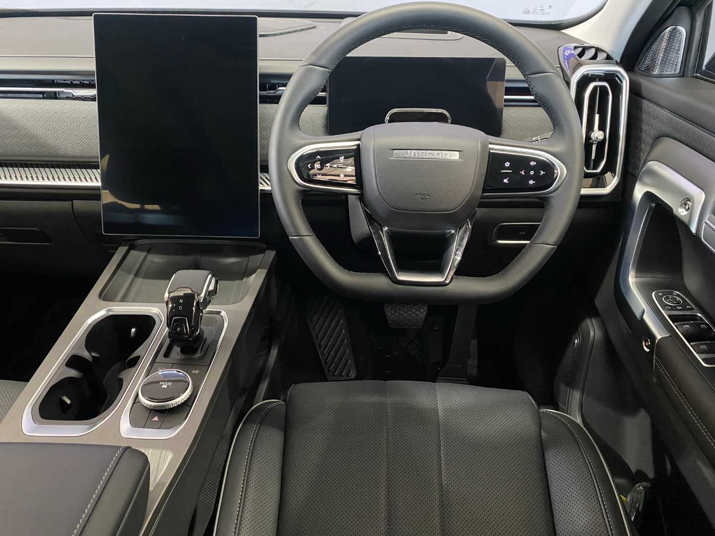 2025 CHERY Jaecoo J7 1.6t Inferno Awd - Image 17