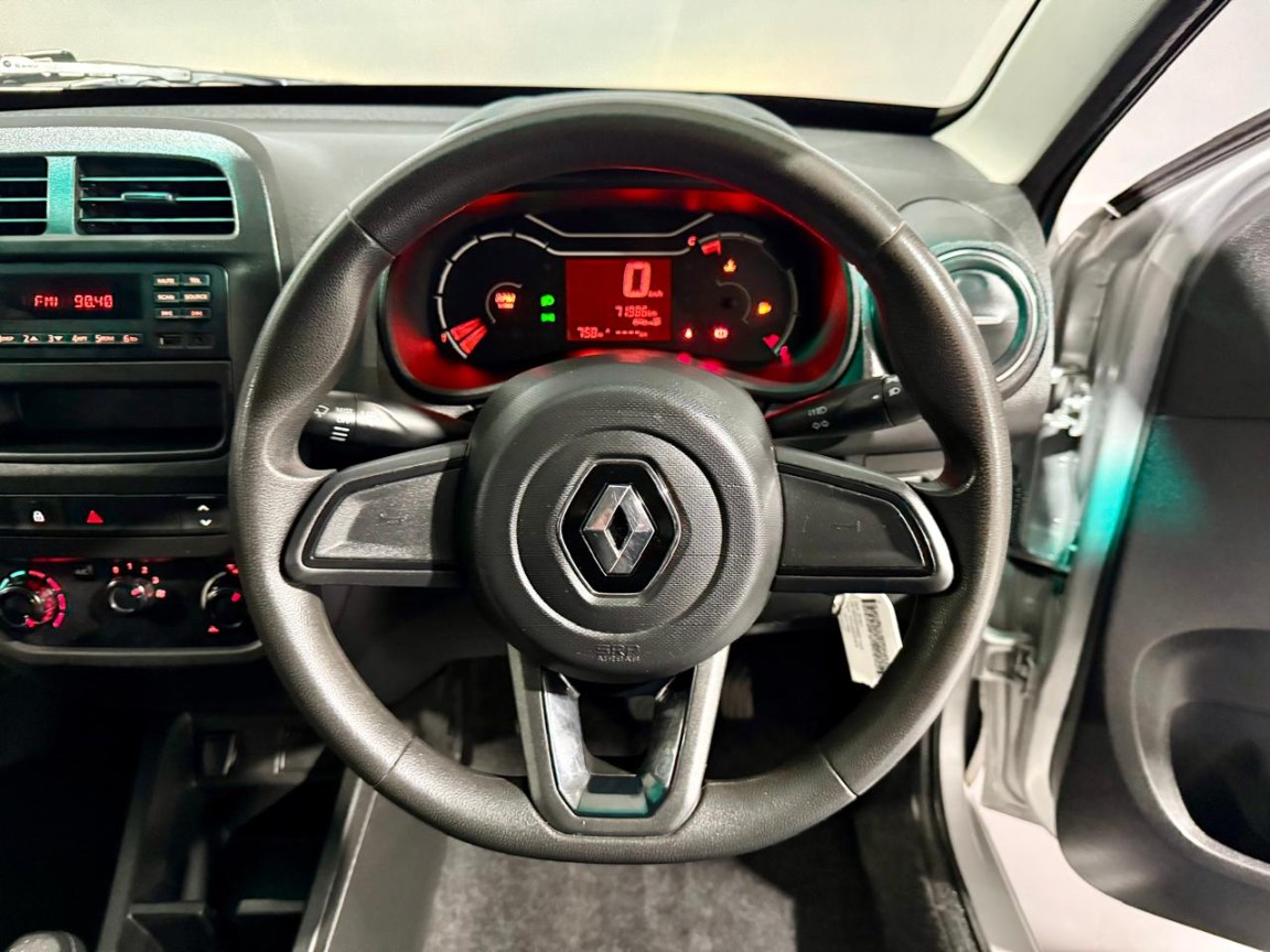 2020 RENAULT Kwid 1.0 Expression / Life 5dr - Image 17