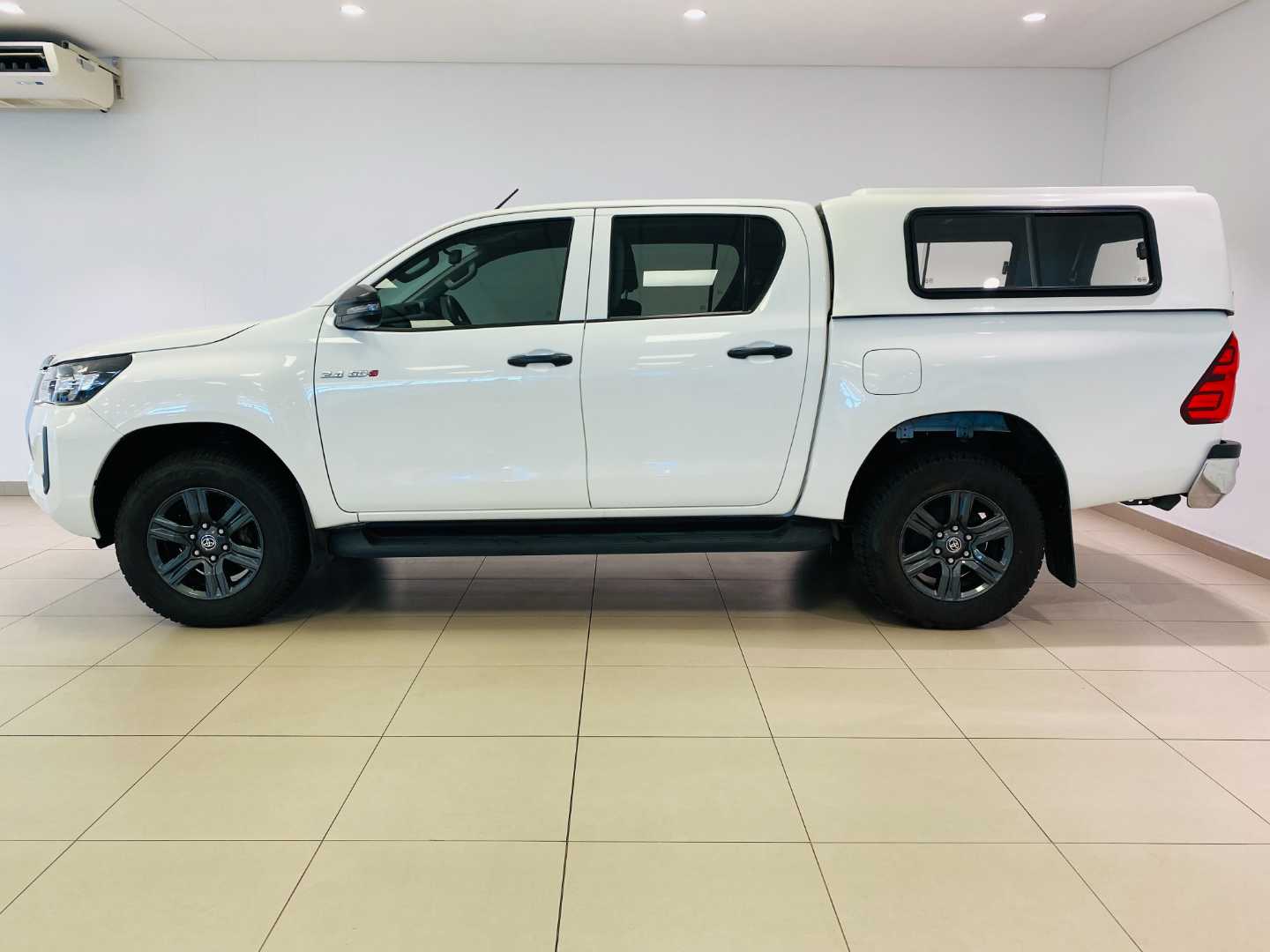 2024 TOYOTA Hilux 2016 On 2.4 Gd-6 Raider 4x4 P/U D/c - Image 6